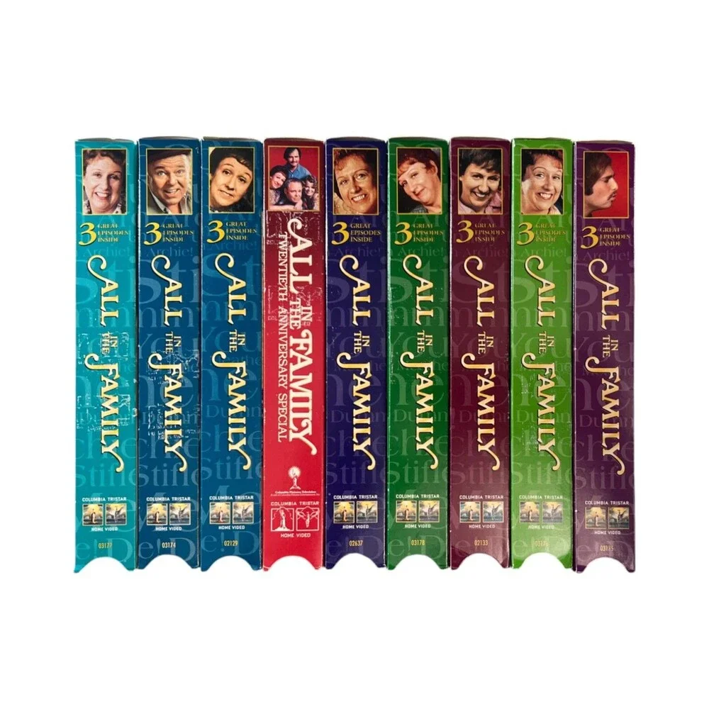 ALL IN THE FAMILY LOT of 9 VHS (25+ EPISODES) 70s TV Show Archie Bunker TESTED